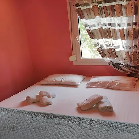 Comfortable Maisonette In Glarokamvos Hébergement de vacances *