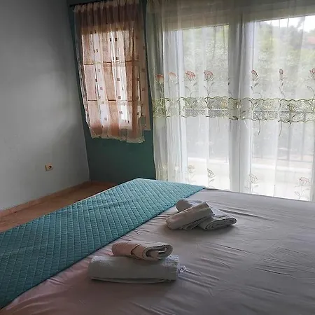 Case de vacanță Comfortable Maisonette In Glarokamvos