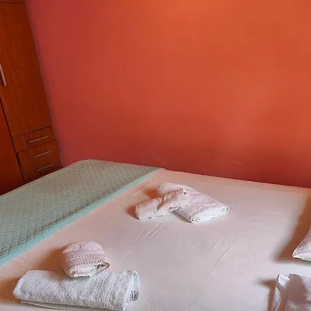 Case de vacanță Comfortable Maisonette In Glarokamvos