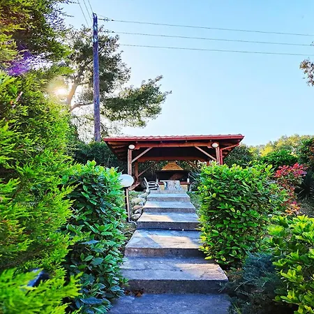 Comfortable Maisonette In Glarokamvos Pefkochori